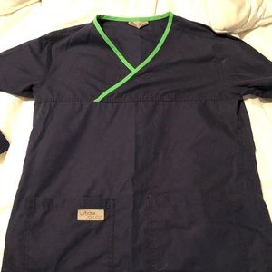 Scrub top Urbane